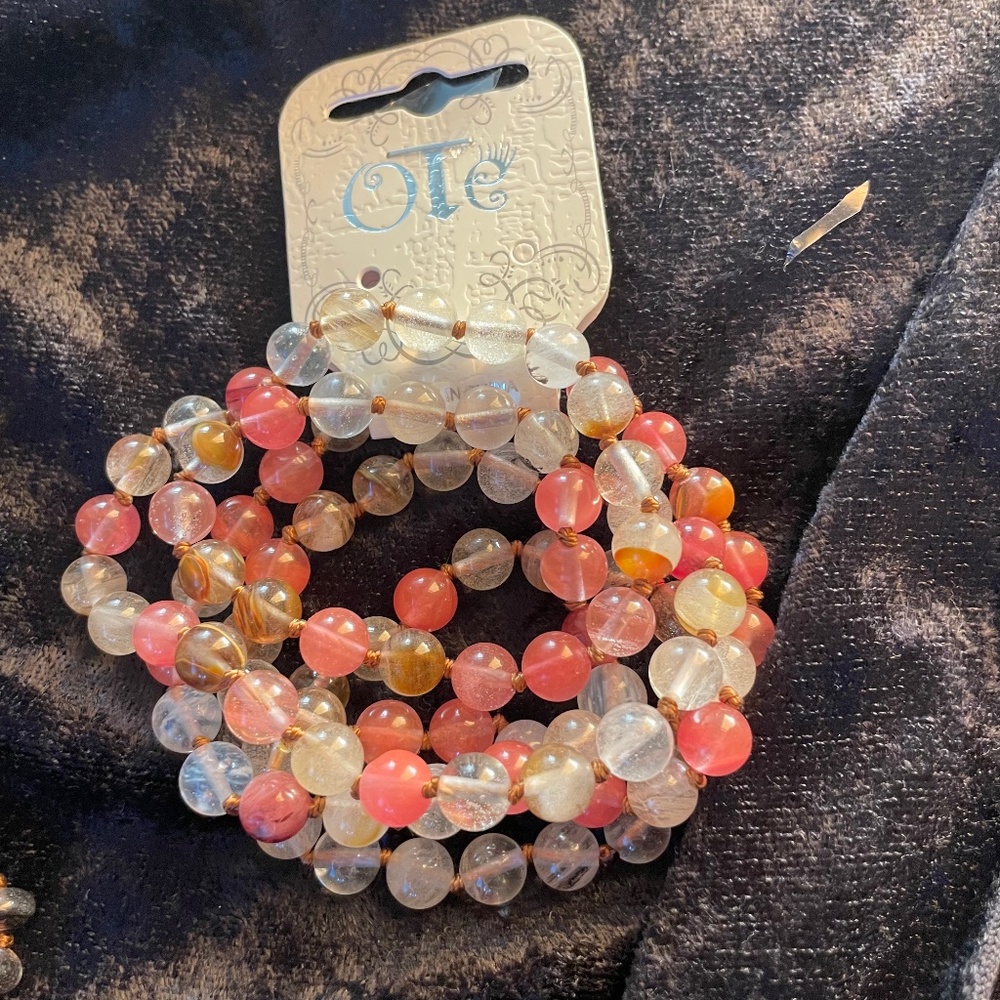 Ole Quartz and Glass Beads